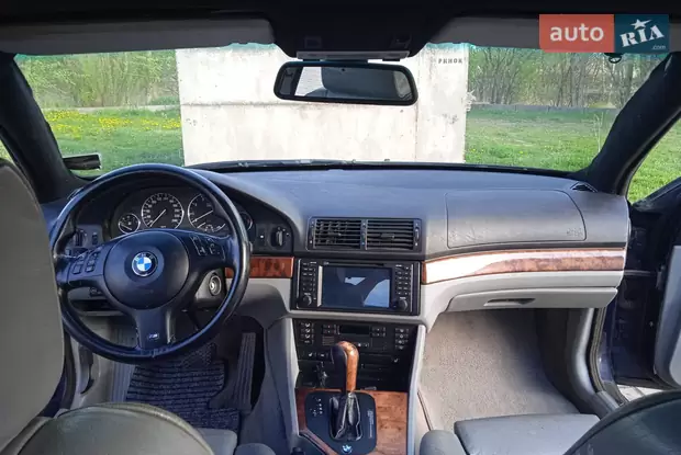 BMW 5 Series 2000