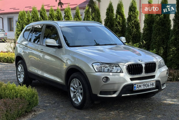 BMW X3 2011