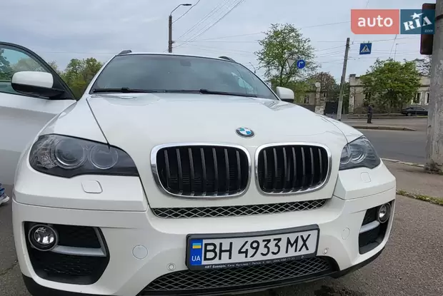 BMW X6 2012