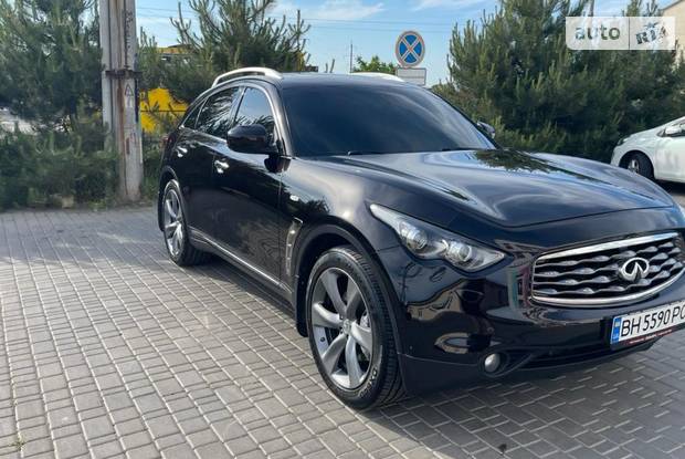 Infiniti FX 30 2011