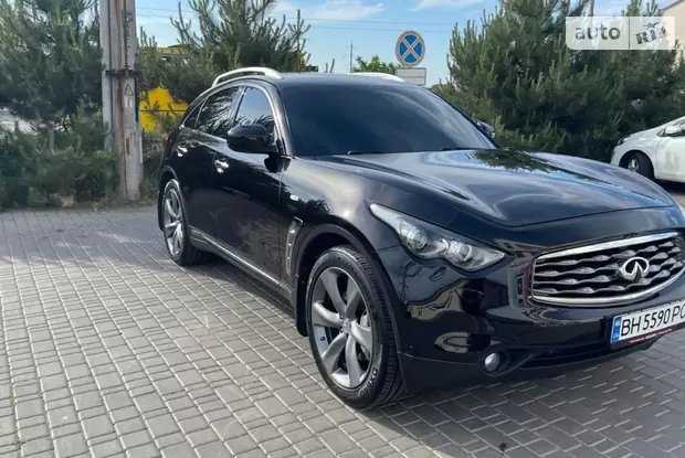 Infiniti FX 30 2011