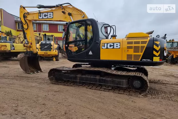 JCB JS 210 LC 2016