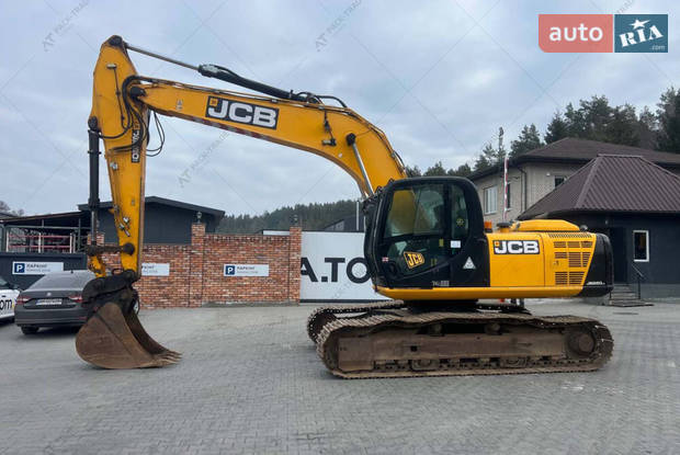 JCB JS 220LC 2014