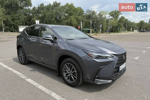Lexus NX 2024