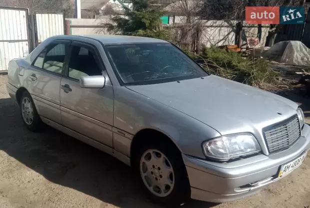 Mercedes-Benz C-Class 1997