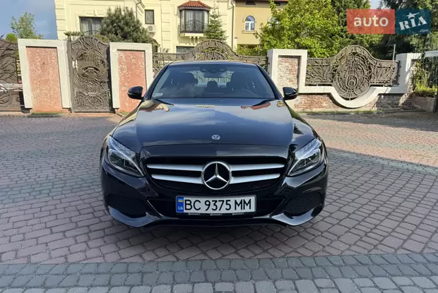 Mercedes-Benz C-Class 2018