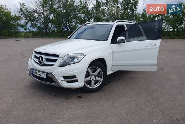 Mercedes-Benz GLK-Class 2012