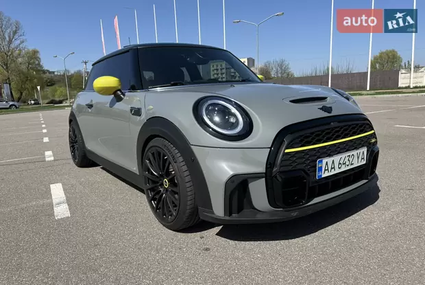 MINI Electric 2021