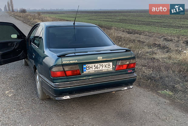 Nissan Primera 1995