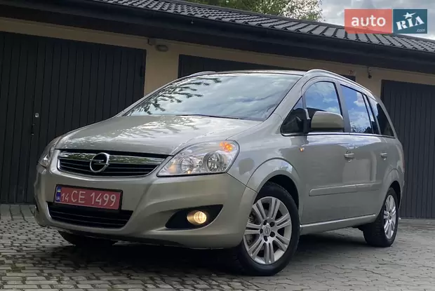 Opel Zafira 2011