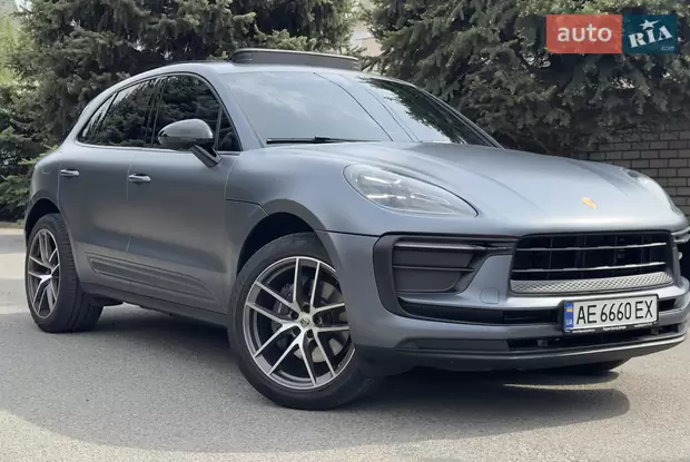 Porsche Macan 2021