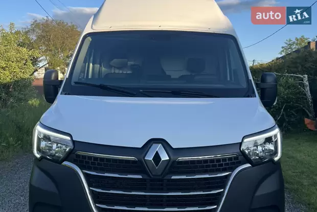 Renault Master 2021