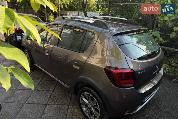 Renault Sandero StepWay 2019