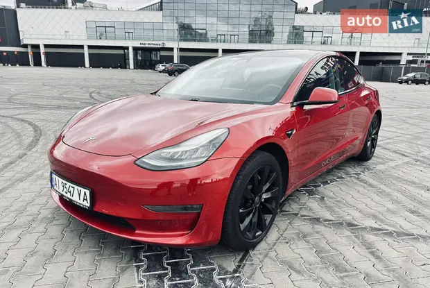 Tesla Model 3 2019