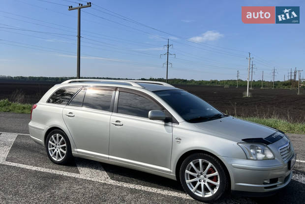 Toyota Avensis 2003