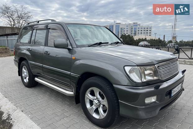 Toyota Land Cruiser 1999