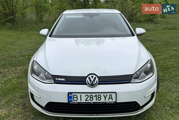 Volkswagen e-Golf 2015