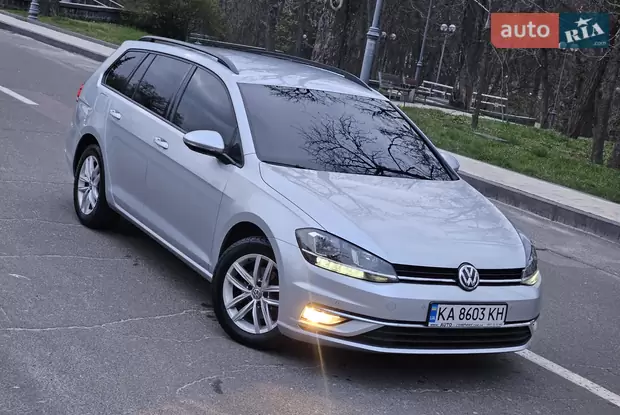 Volkswagen Golf 2020