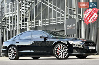 Audi S8 2021