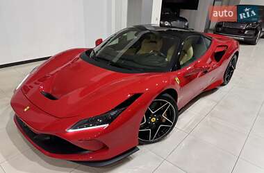 Ferrari F8 2021