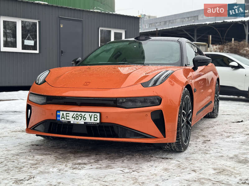 Позашляховик / Кросовер Zeekr 001 2024 в Києві