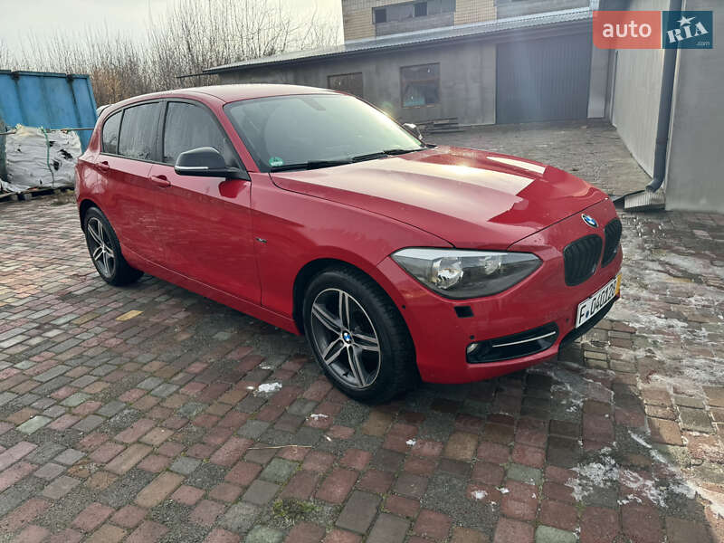 Хэтчбек BMW 1 Series 2013 в Шумске