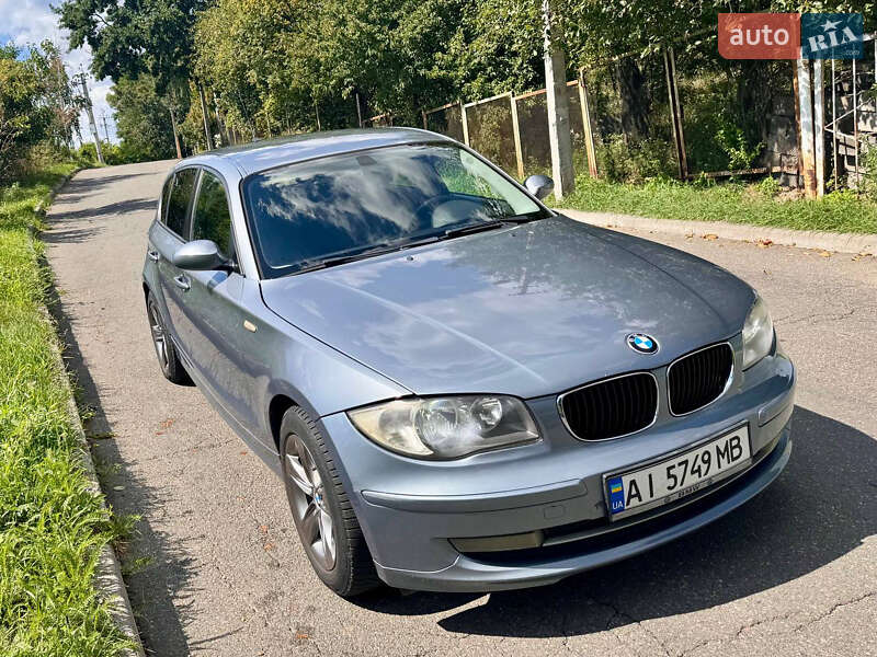Хэтчбек BMW 1 Series 2007 в Киеве