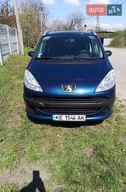 Микровэн Peugeot 1007 2008 в Днепре