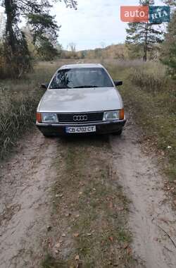 Седан Audi 100 1983 в Ніжині Седан Audi 100 1983 в Ніжині
