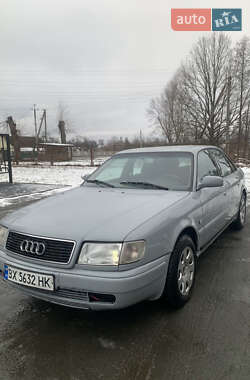 Седан Audi 100 1994 в Киеве