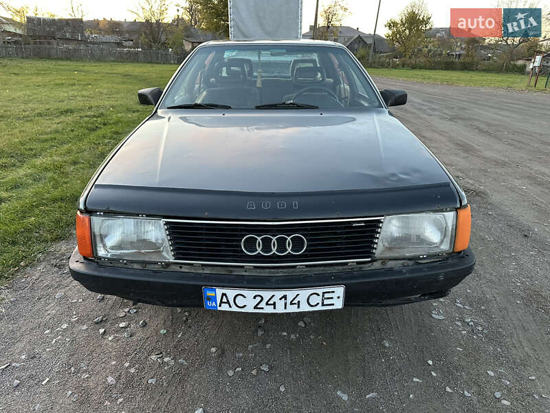 Седан Audi 100 1985 в Любомле Седан Audi 100 1985 в Любомле