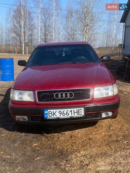 Седан Audi 100 1993 в Сарнах