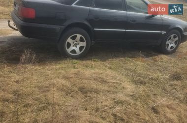 Седан Audi 100 1992 в Заречном