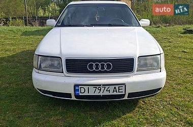 Седан Audi 100 1991 в Остроге