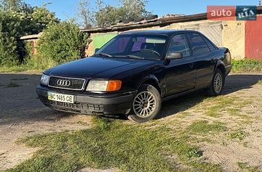 Седан Audi 100 1991 в Жовкві