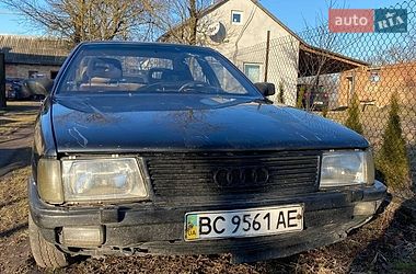 Седан Audi 100 1986 в Золочеві Седан Audi 100 1986 в Золочеві