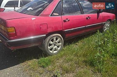 Седан Audi 100 1986 в Луцьку