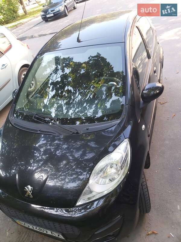 Хэтчбек Peugeot 107 2012 в Тернополе Хэтчбек Peugeot 107 2012 в Тернополе