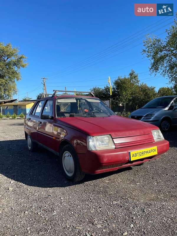 Лифтбек ЗАЗ 1103 Славута 2008 в Ужгороде