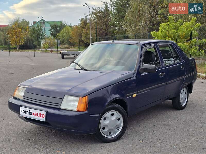 Лифтбек ЗАЗ 1103 Славута 2005 в Хмельницком