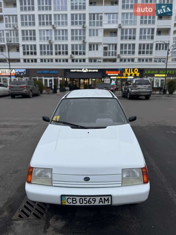 Лифтбек ЗАЗ 1103 Славута 2008 в Чернигове