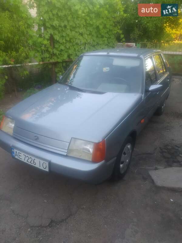 Лифтбек ЗАЗ 1103 Славута 2010 в Вольнянске Лифтбек ЗАЗ 1103 Славута 2010 в Вольнянске