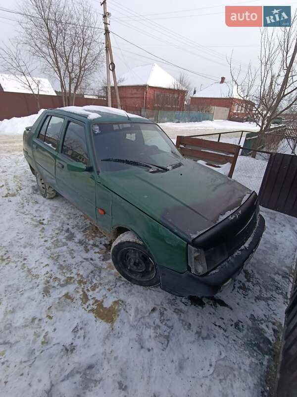 Лифтбек ЗАЗ 1103 Славута 2004 в Сумах Лифтбек ЗАЗ 1103 Славута 2004 в Сумах