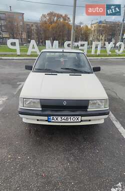 Хетчбек Renault 11 1988 в Харкові