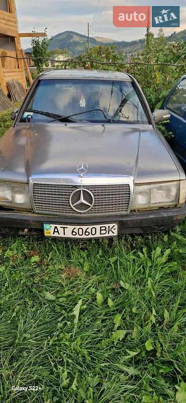 Седан Mercedes-Benz 190 1992 в Верховині