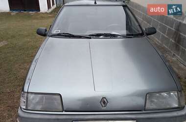 Седан Renault 19 1992 в Тернополе