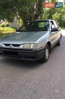 Хетчбек Renault 19 1999 в Харкові Хетчбек Renault 19 1999 в Харкові