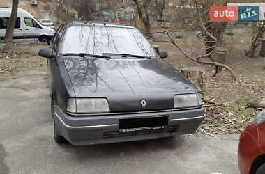 Хэтчбек Renault 19 1992 в Изюме
