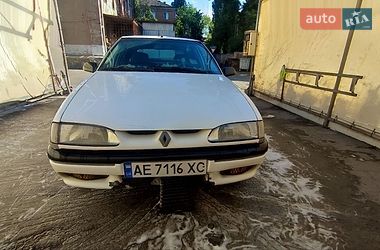 Хэтчбек Renault 19 1995 в Кривом Роге