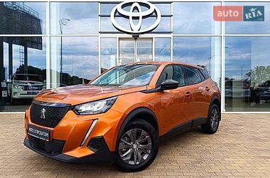 Внедорожник / Кроссовер Peugeot 2008 2022 в Киеве